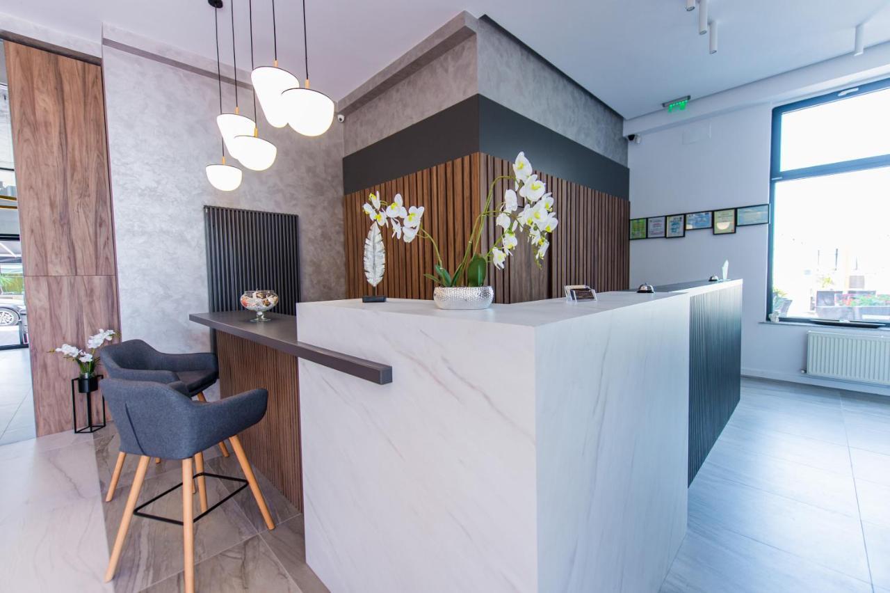 Hotel Prestige Mamaia Extérieur photo