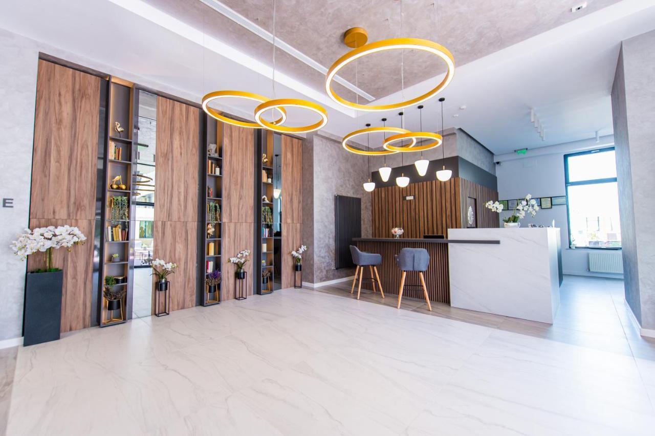 Hotel Prestige Mamaia Extérieur photo