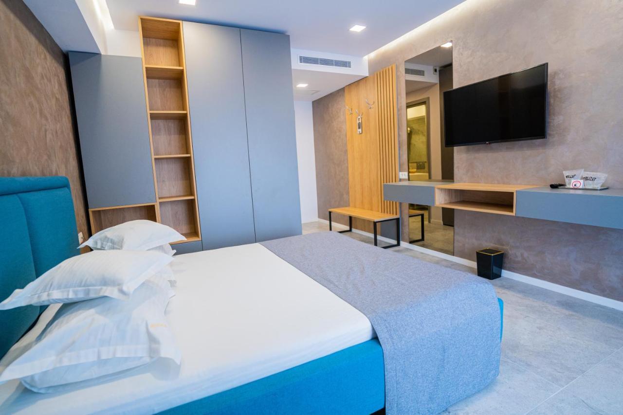 Hotel Prestige Mamaia Extérieur photo